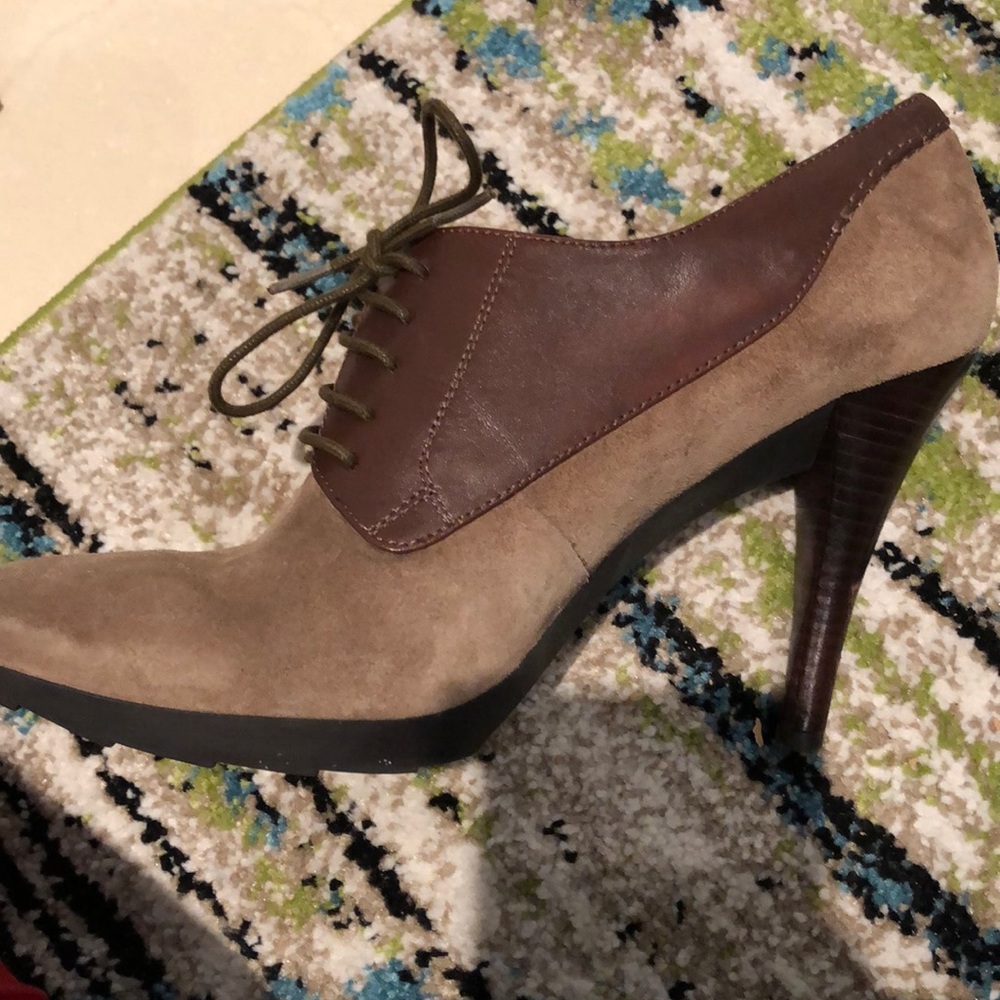 Brown Pumps - image 5